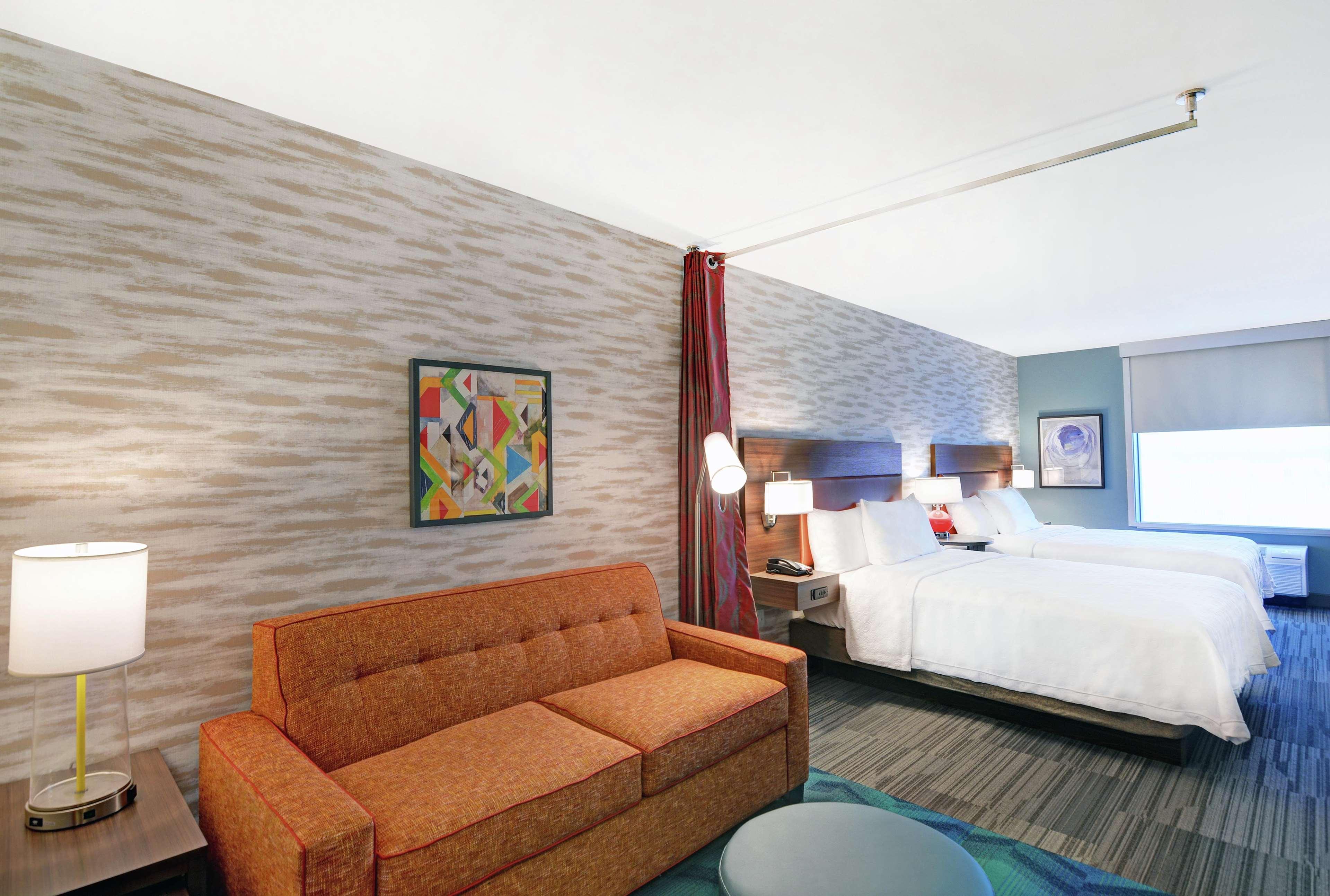 Home2 By Hilton Louisville North Hotel