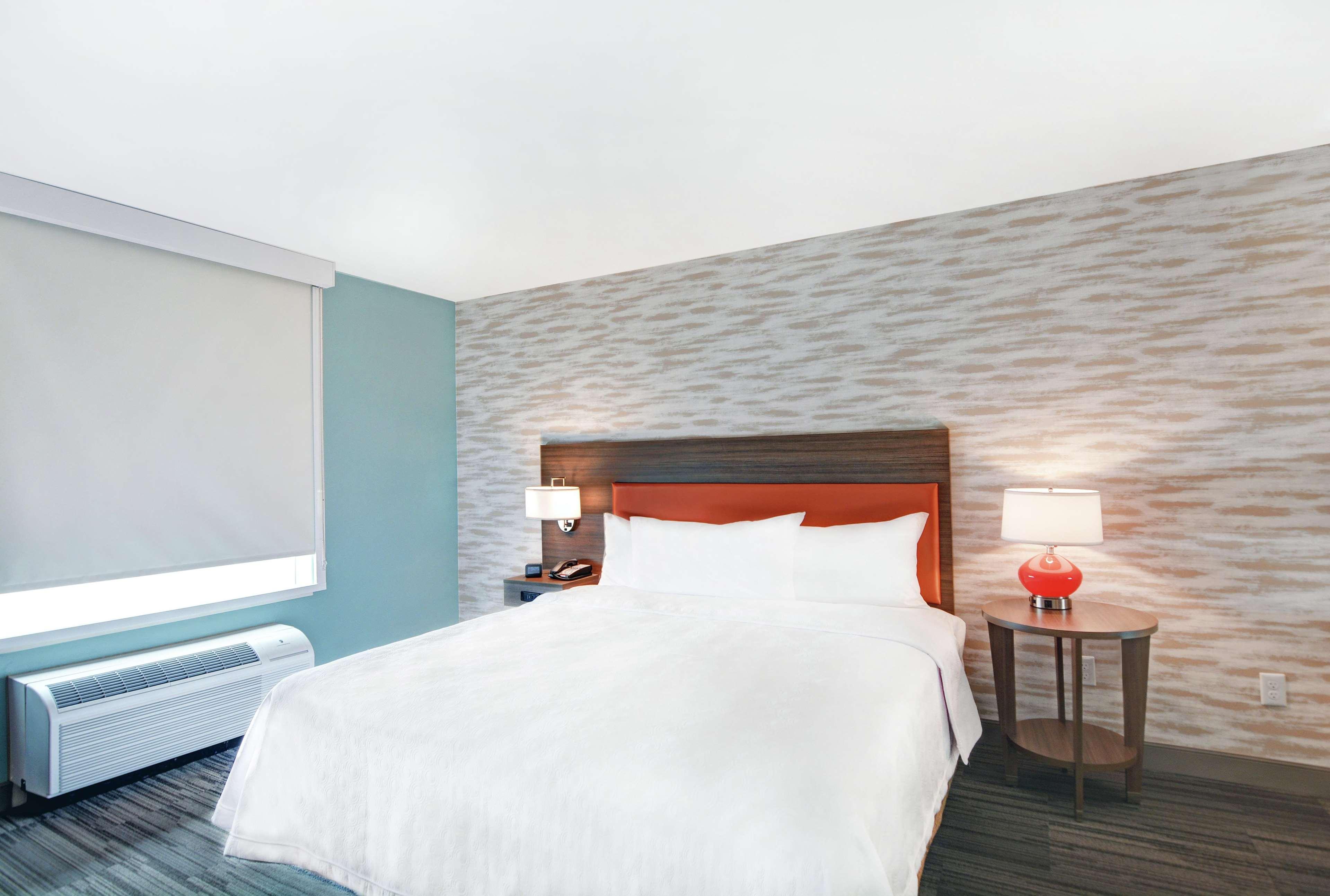 Home2 By Hilton Louisville North 3*