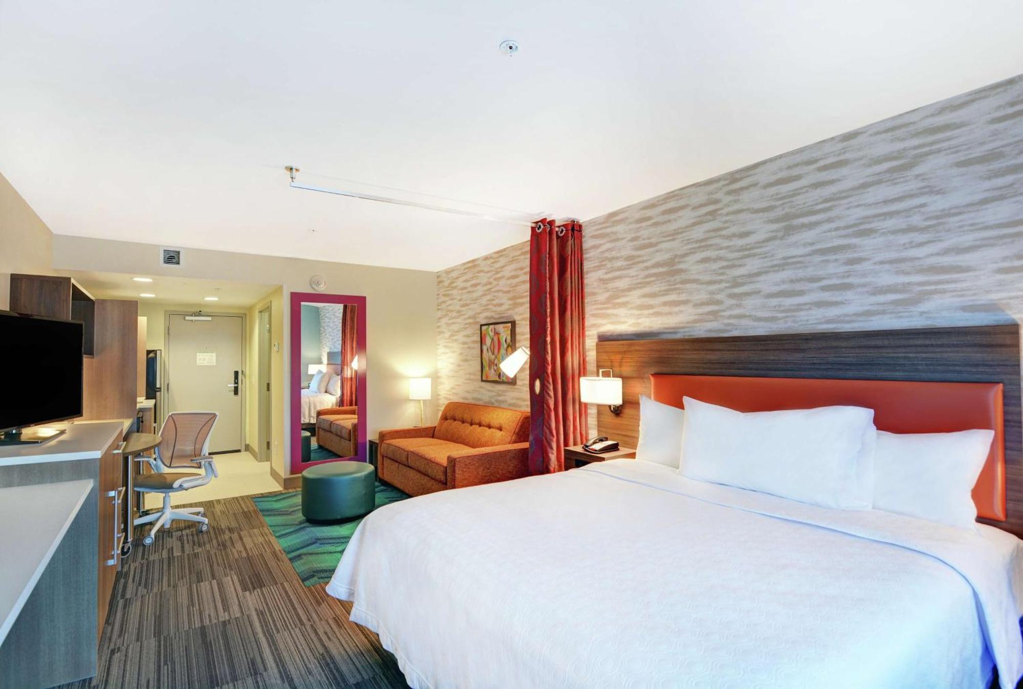 Hotel Home2 By Hilton Louisville North